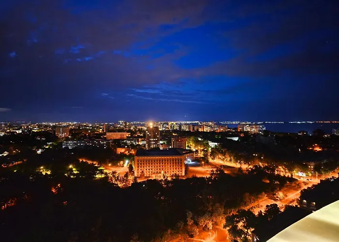 Апартаменти Amazing And Sea View Одеса